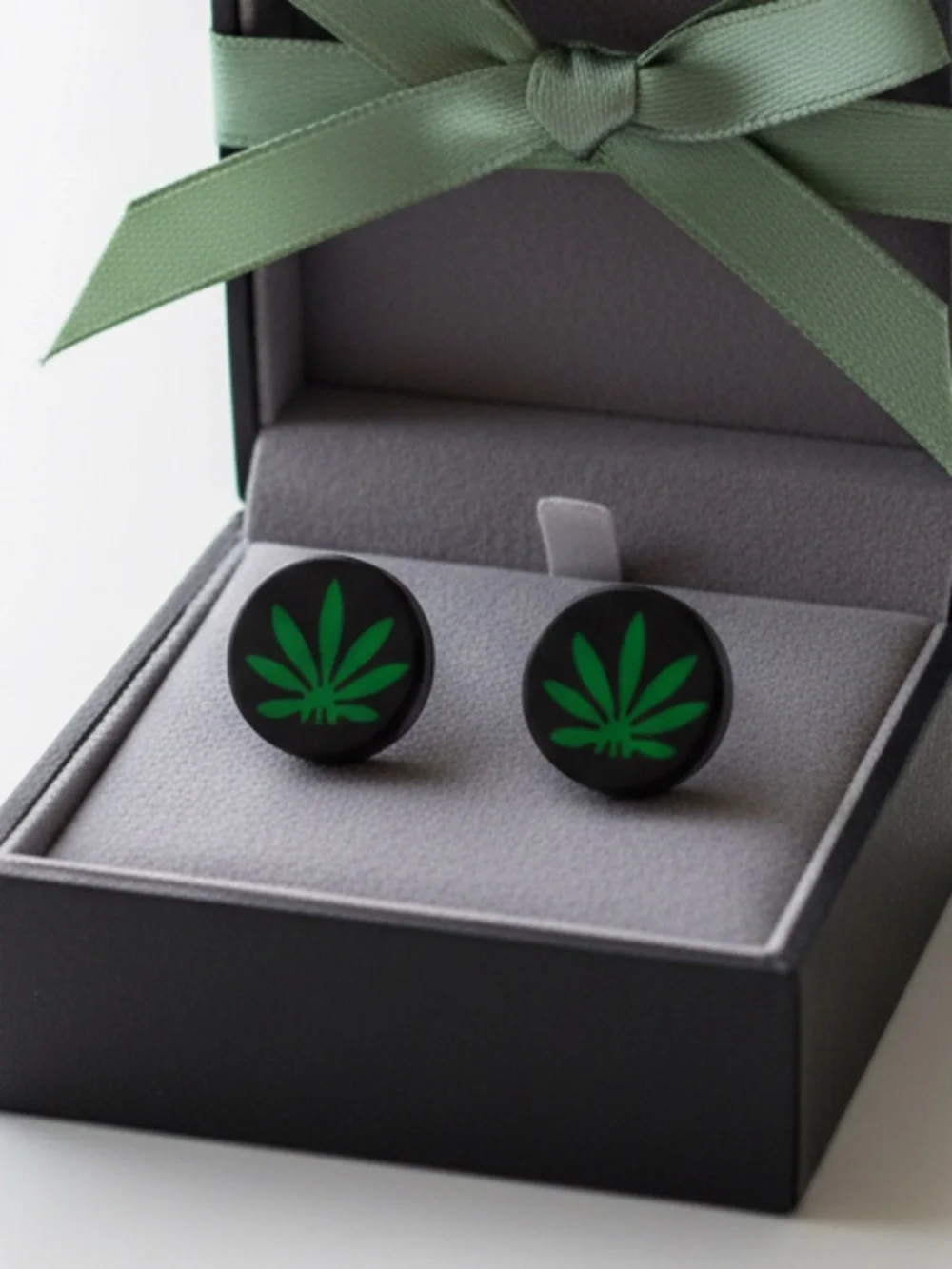 Surgical Stainless Steel Hemp Flower Stud Unisex Earrings‎